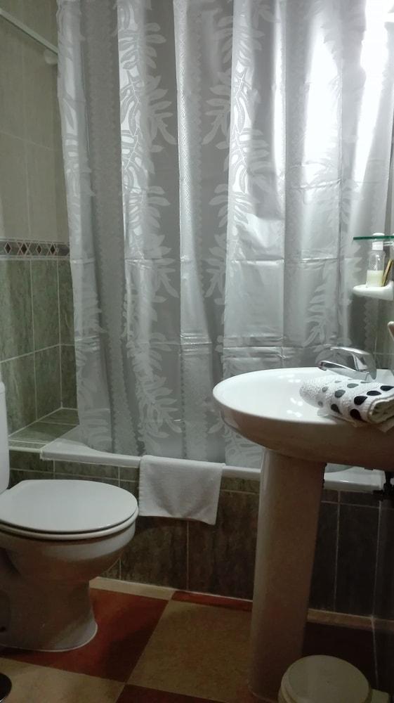Hostal Andalucia De Arcos Аркос-де-ла-Фронтера Екстер'єр фото